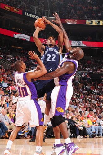 talkSPORT：曼城愿意与瓜迪奥拉签订滚动合同，每年续约一次