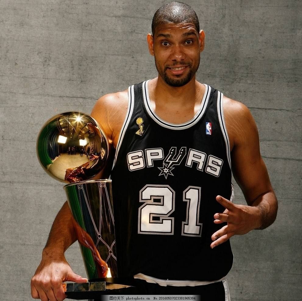 按部就班的 按部就班的