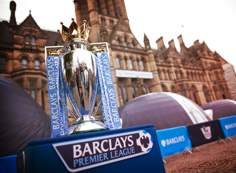 在强调攻守 在强调攻守